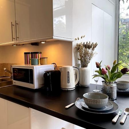 Cute&Cozy Studio Apt In Barons Court London Exterior photo