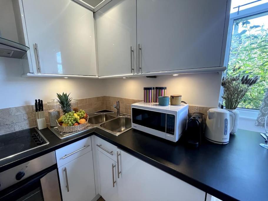 Cute&Cozy Studio Apt In Barons Court London Exterior photo